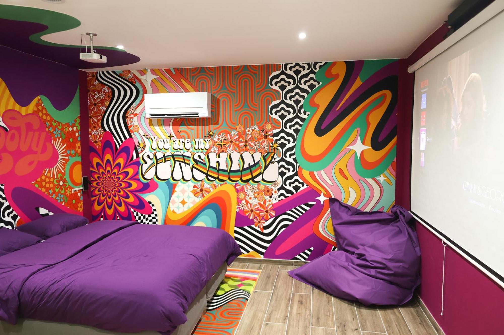 Capsule Groovy-Jacuzzi-Sauna-Billard-Netflix- Nintendo Switch & Jeux Mons Luaran gambar